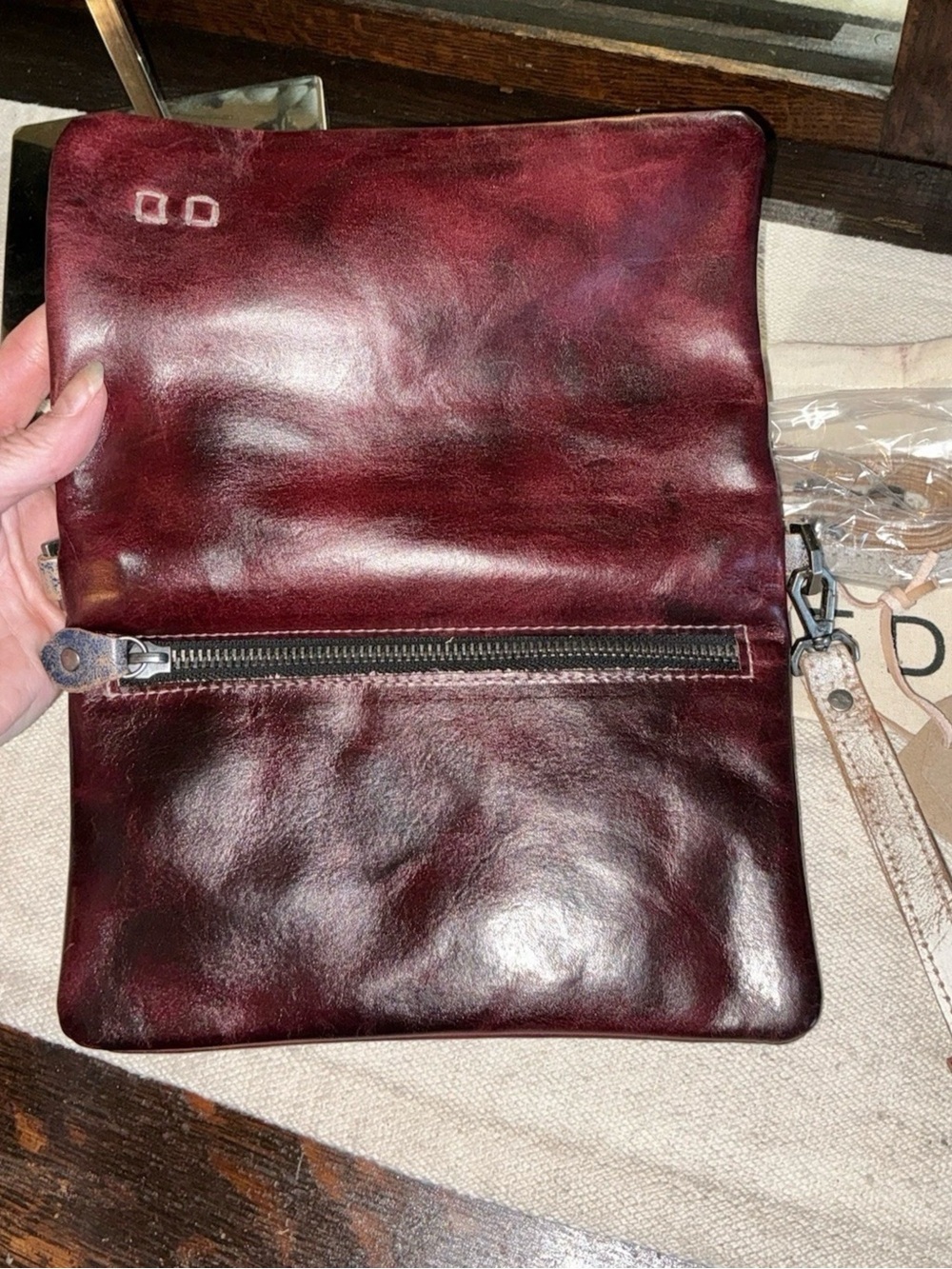 NWT Bed Stu Cadence Wallet Wristlet Crossbody Bag Red Americana Rustic MSRP $198 - Picture 13 of 15